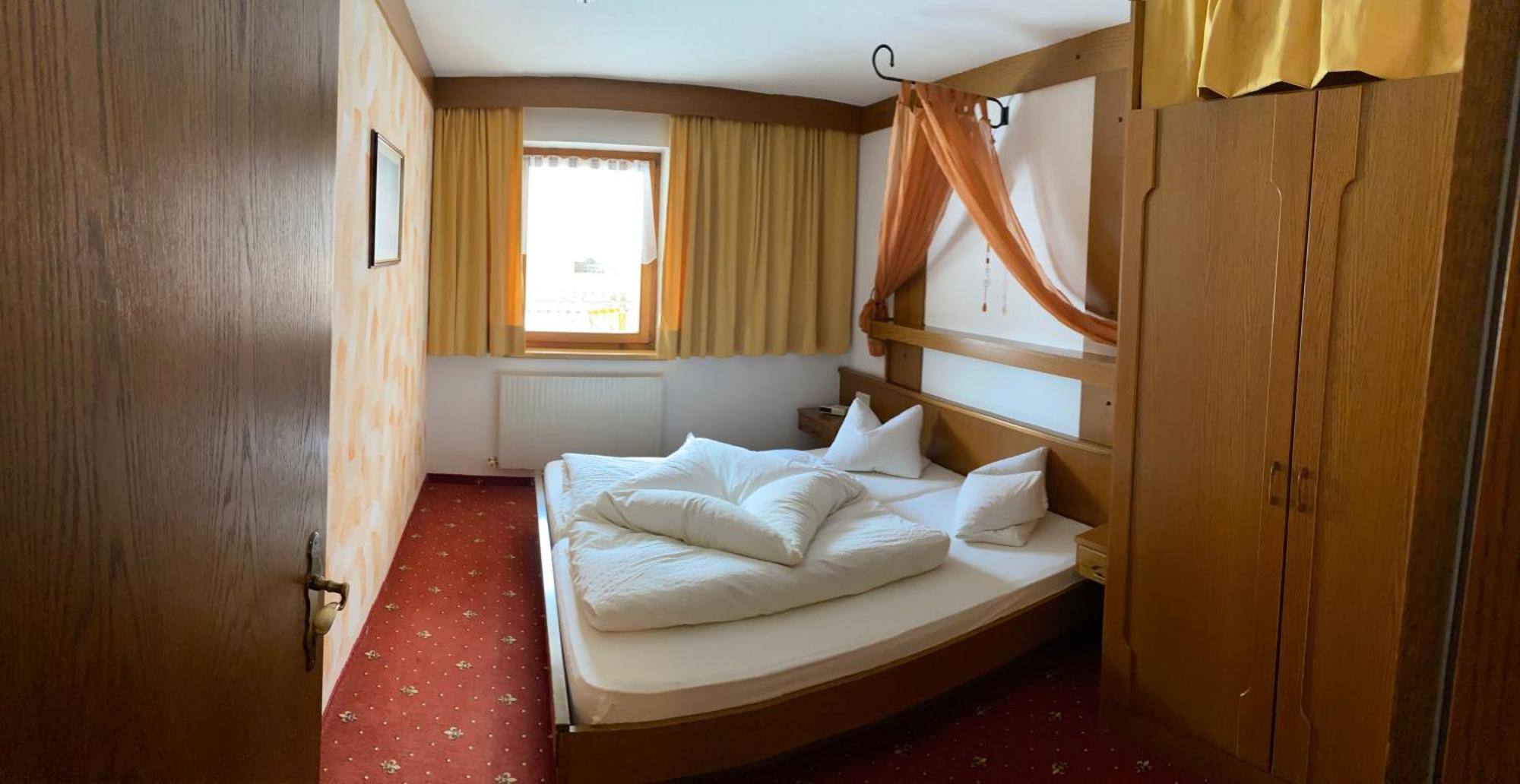 Landhaus Engadin Наудерс Екстериор снимка