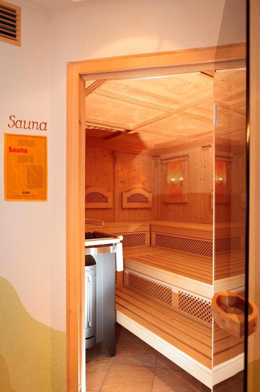 Landhaus Engadin Наудерс Екстериор снимка