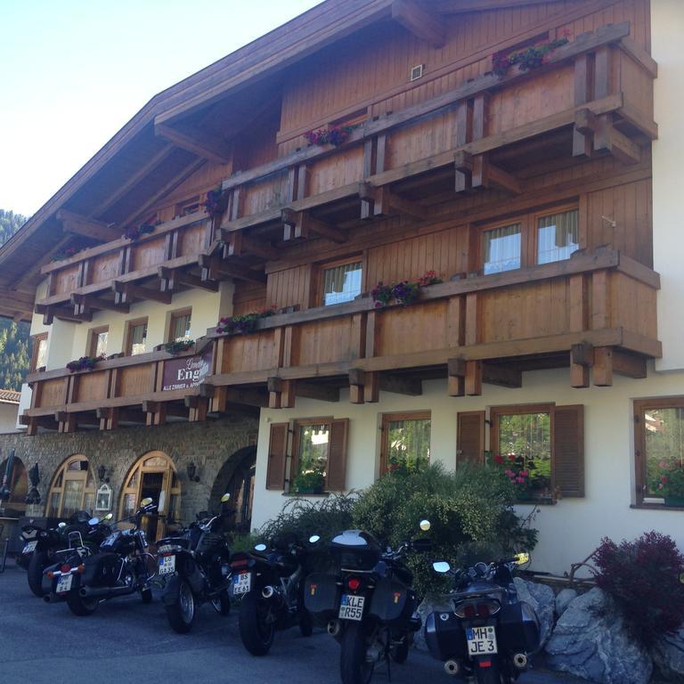 Landhaus Engadin Наудерс Екстериор снимка