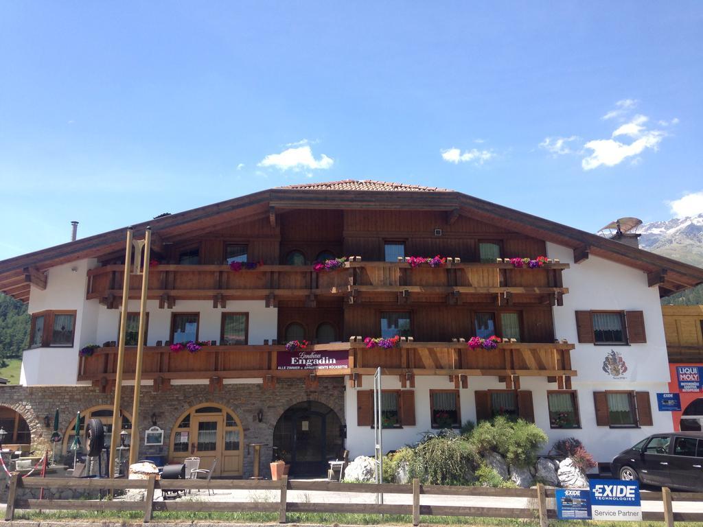 Landhaus Engadin Наудерс Екстериор снимка