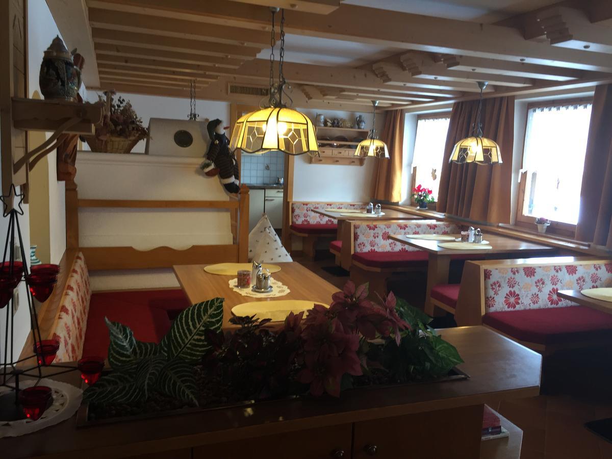 Landhaus Engadin Наудерс Екстериор снимка