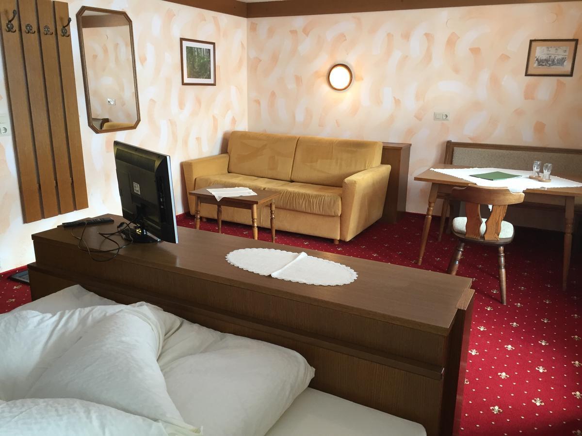 Landhaus Engadin Наудерс Екстериор снимка