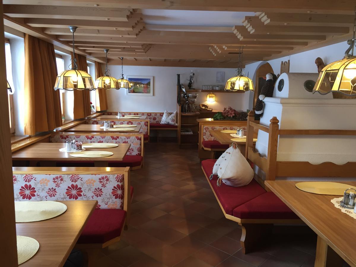 Landhaus Engadin Наудерс Екстериор снимка